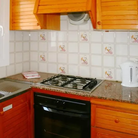 Torre Soli Nou Sleeps 4 דירה *